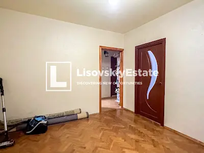квартира за адресою Анни Ахматової вул., 4