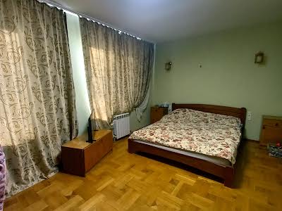 будинок за адресою с. Корсунці, Школьная