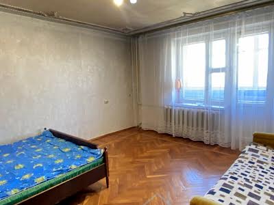 квартира за адресою Дніпровська набережна вул., 13