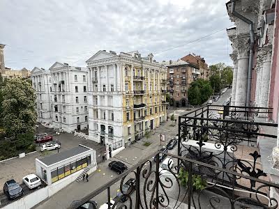 квартира по адресу Лютеранская ул., 6
