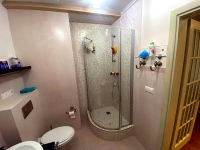 квартира за адресою Дегтярівська вул., 25а к1