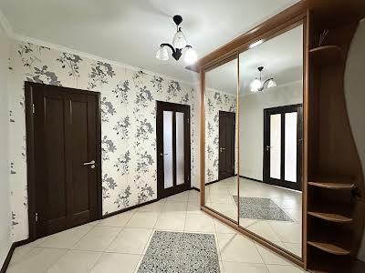 квартира по адресу Оболонский просп., 34-А