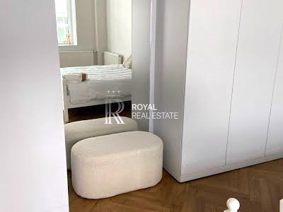 квартира по адресу Константиновская ул., 32