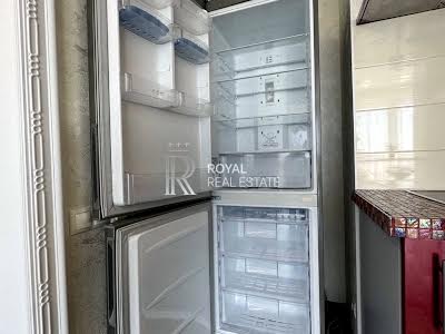 квартира за адресою Анни Ахматової вул., 13-Д