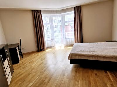 квартира по адресу Плуговая ул., 6а