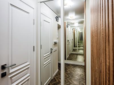 квартира за адресою Генерала Генадія Воробйова вул. (Курська), 12-Б