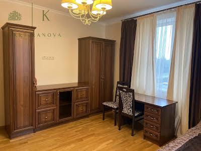 квартира за адресою Миклеша Карла, 11