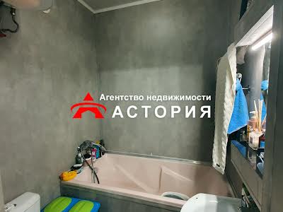 квартира за адресою Олександрівська вул. (Дзержинського), 114