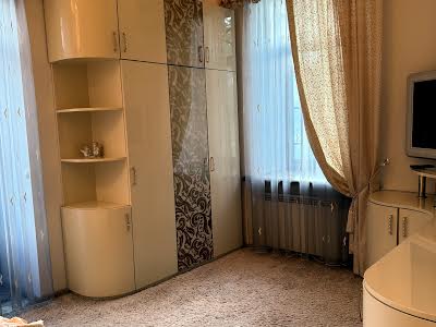 квартира за адресою Лютеранська вул., 8