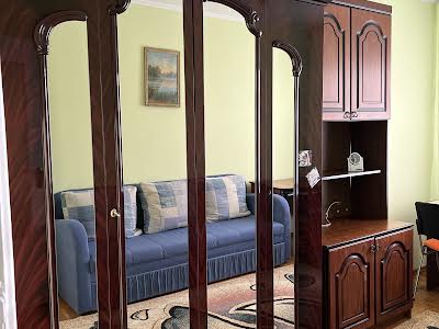 квартира за адресою Стадіонна вул., 6а