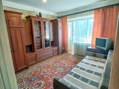 квартира за адресою Донецька вул., 53