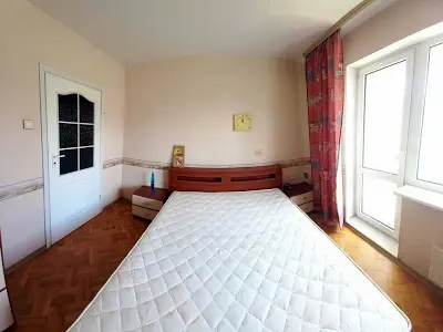 квартира по адресу Ревуцкого ул., 13