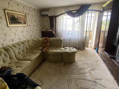 квартира за адресою ломаний, 22