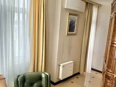 квартира по адресу Евгения Коновальца ул. (Щорса), 36-Б