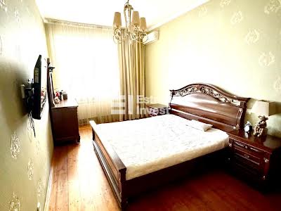 квартира за адресою Петра Болбочана вул. (Клапцова), 69