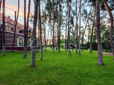 дом по адресу французький городок