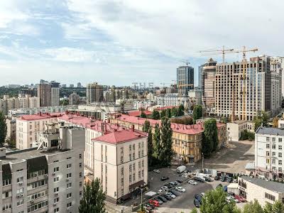 квартира по адресу Василия Тютюнника ул. (Анрі Барбюса), 37/1