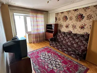 квартира по адресу Строителей ул., 12-А