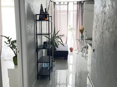 квартира за адресою Володимира Великого вул. (), 10в