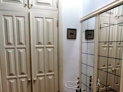 квартира за адресою Олеся Гончара вул., 32-Б