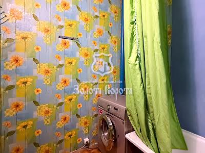 квартира за адресою Вишняківська вул., 13б