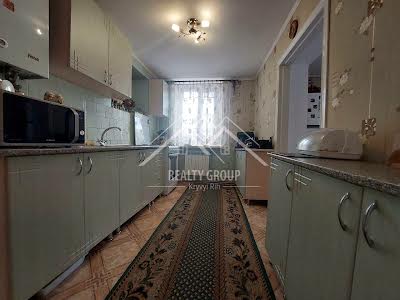 будинок за адресою Чемпіонів вул.