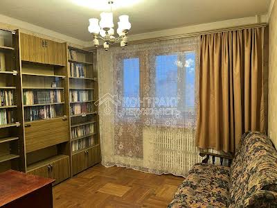 квартира за адресою Науки просп. (Леніна), 28
