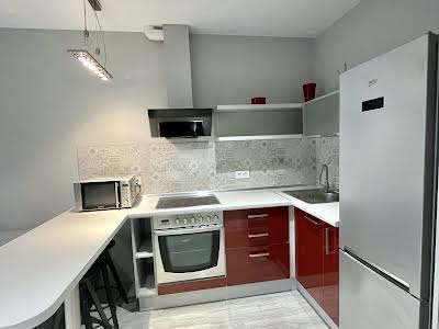 квартира за адресою Польова вул., 73