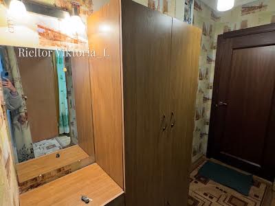 квартира за адресою Космонавтів вул., 3