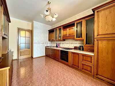квартира за адресою Кудрявська вул., 13-19