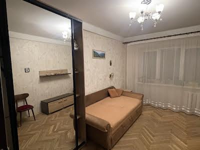 квартира за адресою Буслівська вул., 20
