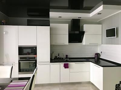 квартира за адресою Дніпровська набережна вул., 26г