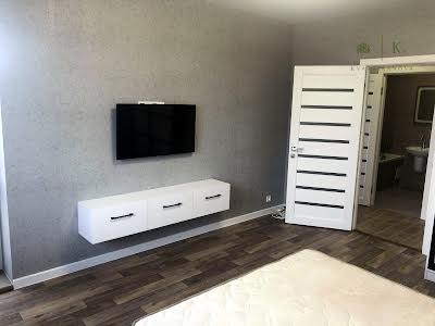 квартира за адресою Борткевича вул., 5