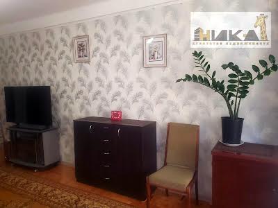 квартира по адресу Независимой Украины ул. (40 лет Советской Украины), 39-В