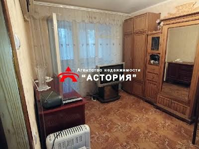 квартира за адресою Героїв просп., 11