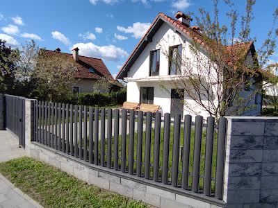 будинок за адресою Кленова, 4