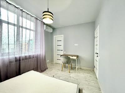 квартира за адресою Соборна вул., 103/13