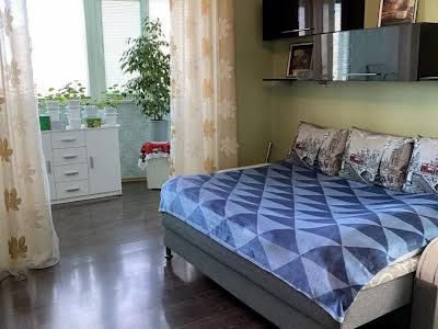 квартира за адресою Одеса, Академіка Заболотного вул., 43а