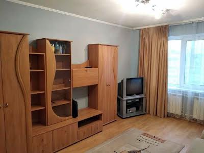 квартира по адресу Героев Днепра ул., 36Б