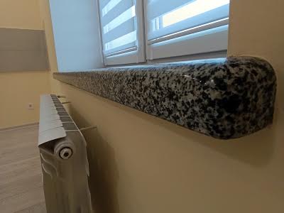 комерційна за адресою вул. Пересопницька, 170