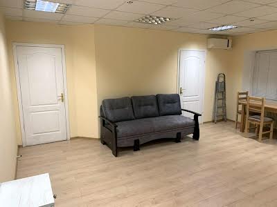 квартира за адресою Набережно-Хрещатицька вул., 3-А