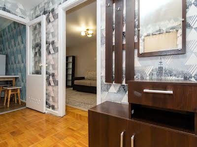 квартира за адресою Костянтинівська вул., 63/12