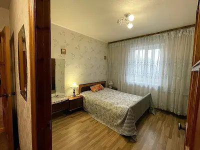 квартира за адресою Тростянецька вул., 8