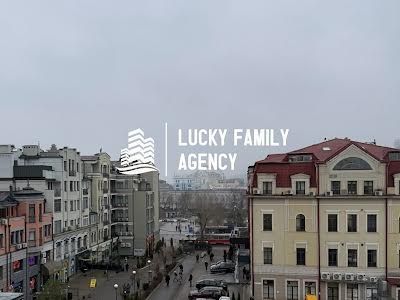 комерційна за адресою Спаська вул., 5