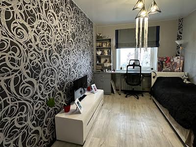 квартира за адресою Степана Бандери вул., 8