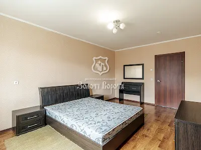 квартира за адресою Сергія Данченка вул., 1