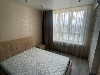 квартира по адресу Драгоманова ул., 10