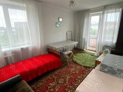 квартира за адресою Джерельна, 40