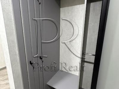квартира за адресою Металургів вул., 35