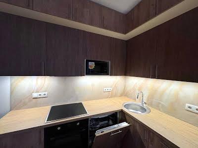 квартира за адресою Драгоманова вул., 31-А